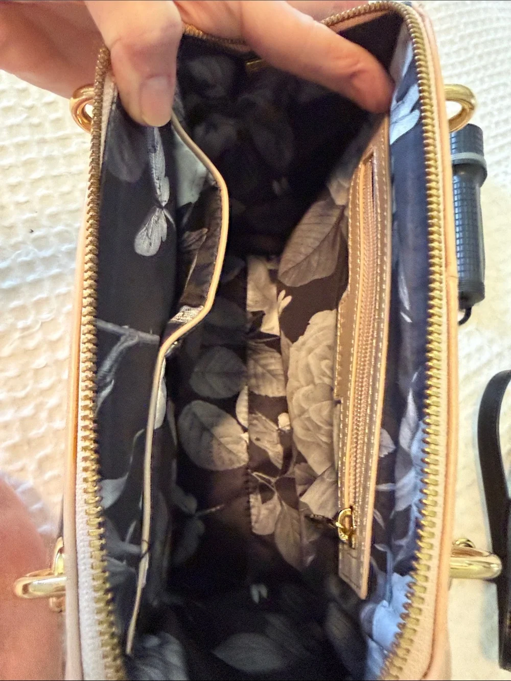 Ted Baker satchel/Crossbody excellent condition